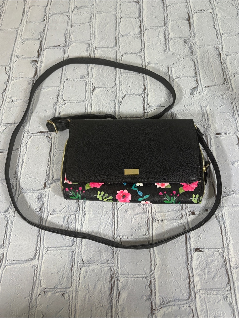 Black Floral Gold Hardware Crossbody Wallet Purse Bag
